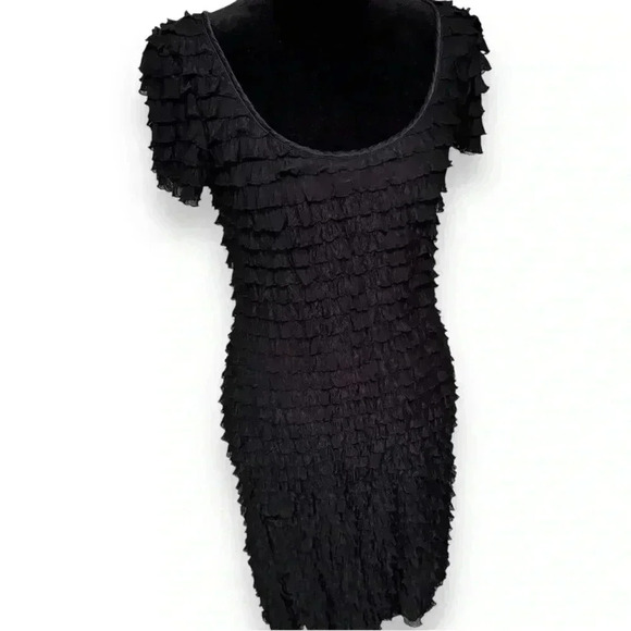 Betsy Johnson P Black Short Sleeve Ruffled Scoop Neck Bodycon Girly Minidress - Picture 15 of 16